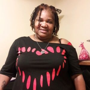 Meet your Posher, Antoinette